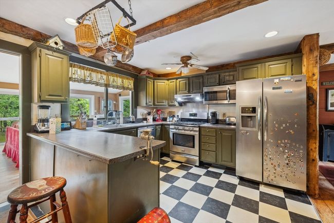 37 High St, House other with 4 bedrooms, 4 bathrooms and 10 parking in Bradford NH | Image 7