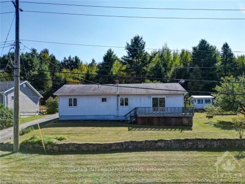 39086 Combermere Rd, Madawaska Valley, ON, K0J1L0 | Card Image