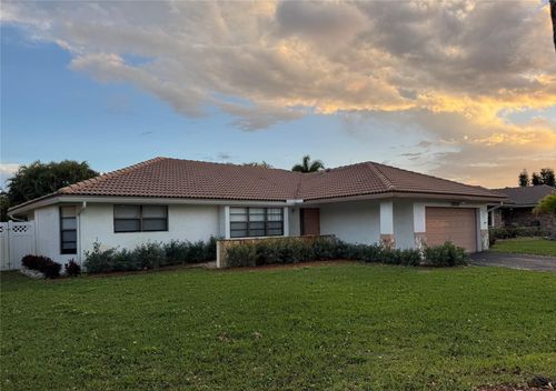 10630 Nw 2nd Pl, Coral Springs, FL, 33071-7931 | Card Image