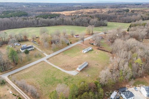 3051 Shoal Rd, Crouse, NC, 28033-9751 | Card Image