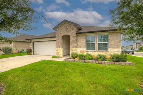 800 Bahia Pl, Seguin, TX, 78155-3379 | Card Image