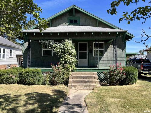 2010 Elm St, Murphysboro, IL, 62966-1930 | Card Image