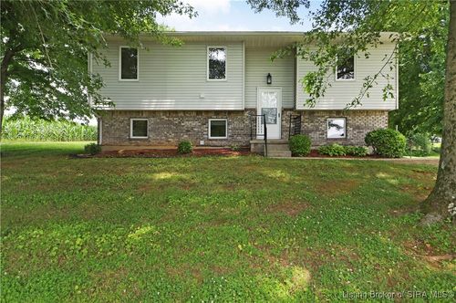 8400 Corydon Ramsey Rd Nw, Ramsey, IN, 47166-8526 | Card Image