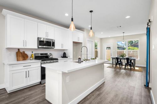 unit-b-8016 Willow St, Houston, TX, 77088-5938 | Card Image