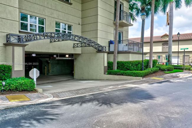 APT-305 - 2633 Ne 14 Th Ave, Condo with 2 bedrooms, 2 bathrooms and null parking in Wilton Manors FL | Image 73