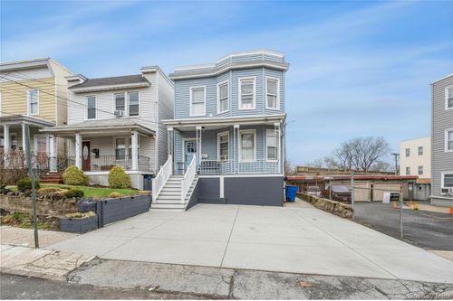 117 Gavin St, Yonkers, NY, 10701-5628 | Card Image