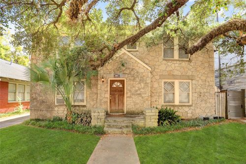 607 W Pierce St, Houston, TX, 77019-7403 | Card Image