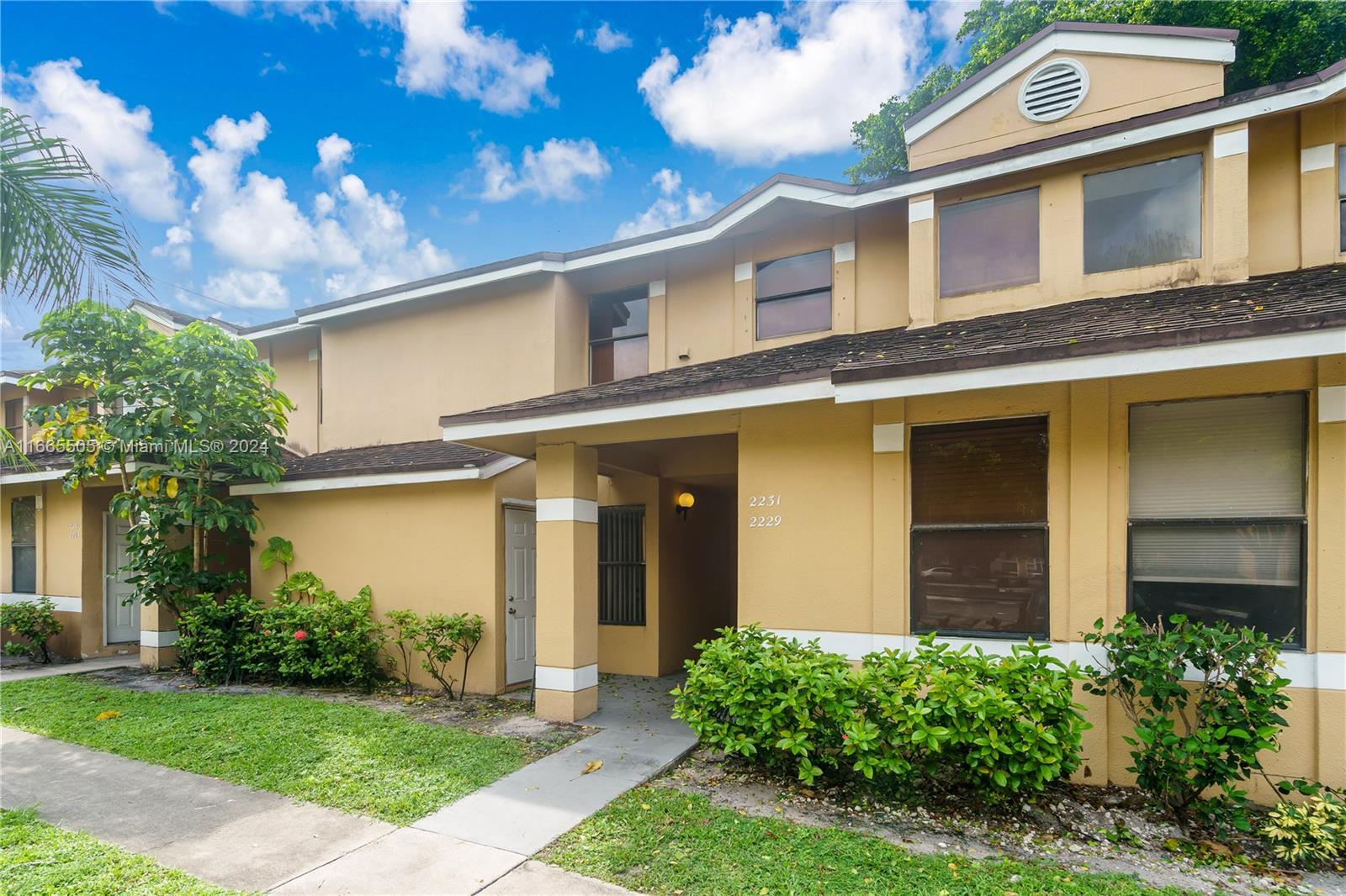 80th Ter, Miramar, FL 33025