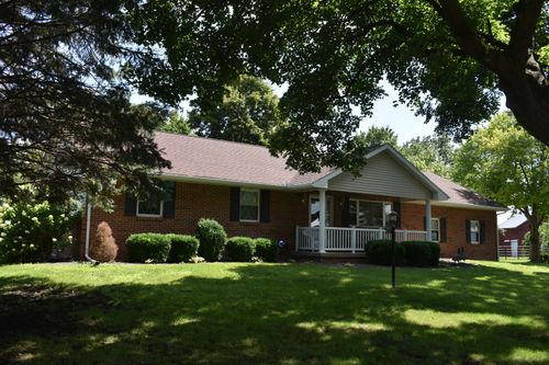 105 Jefferson St, Benson, IL, 61516-9667 | Card Image