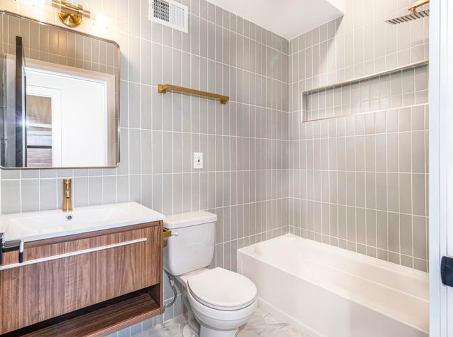 2 - 141 Sherman Ave, Condo with 3 bedrooms, 2 bathrooms and null parking in Jersey City NJ | Image 10