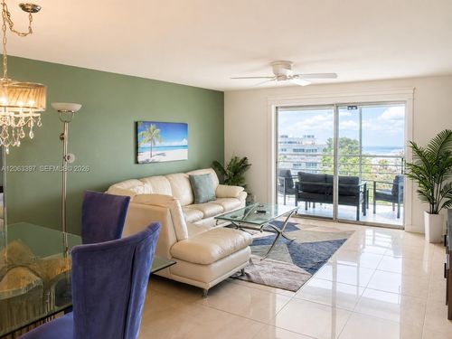 608-401 Se 3rd St, Dania Beach, FL, 33004-4081 | Card Image