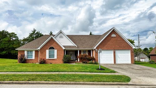1050 Burnell Dr, Berea, KY, 40403-9040 | Card Image