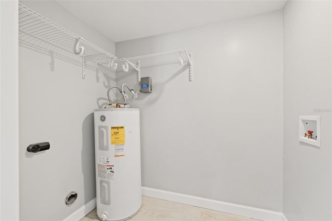 6012 Flora Ter, House other with 3 bedrooms, 2 bathrooms and null parking in APOLLO BEACH FL | Image 30