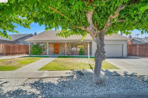 960 Stimel Dr, Concord, CA, 94518-3934 | Card Image