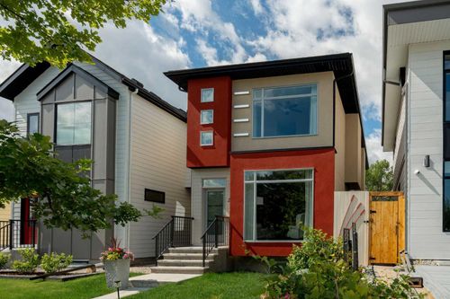 2739 Cochrane Road Nw, Calgary, AB, T2M4J1 | Card Image