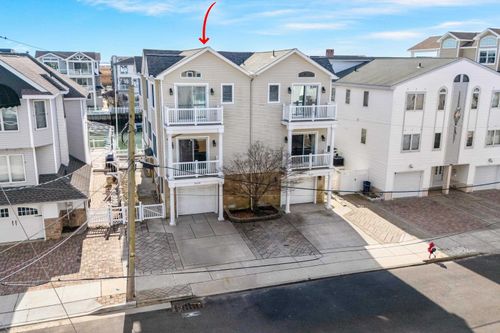 east-352 46th Pl, Sea Isle City, NJ, 08243-1850 | Card Image