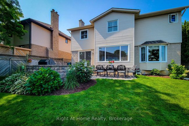 133 Lavender Dr, House other with 5 bedrooms, 3 bathrooms and 2 parking in Ancaster ON | Image 8