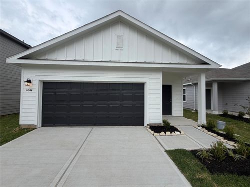 6044 Majestic Creek Trl, Porter, TX, 77365-8321 | Card Image