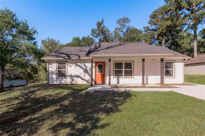 580 Peach Point Drive, House other with 3 bedrooms, 2 bathrooms and null parking in Trinity TX | Image 1