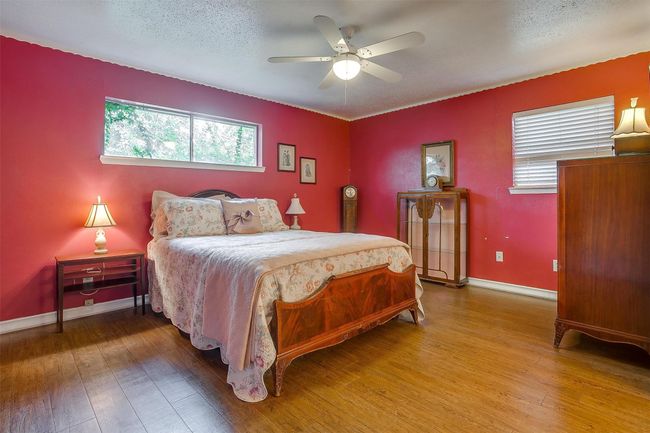512 N Parkridge Dr, House other with 4 bedrooms, 3 bathrooms and null parking in Mansfield TX | Image 32