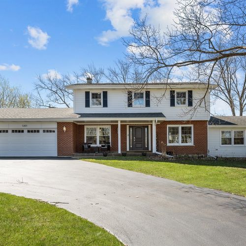 1201 Country Club Rd, Lake Zurich, IL, 60047-2125 | Card Image