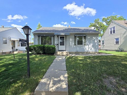 7330 W Potomac Ave, Milwaukee, WI, 53216 | Card Image