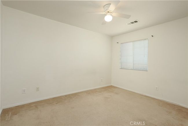 7556 W Avenue L11, House other with 5 bedrooms, 3 bathrooms and 2 parking in Lancaster CA | Image 10