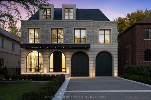 117 Yonge Blvd, North York, ON, M5M3H2 | Card Image