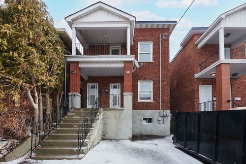 113 Fairmont Ave, Ottawa, ON, K1Y1X7 | Card Image