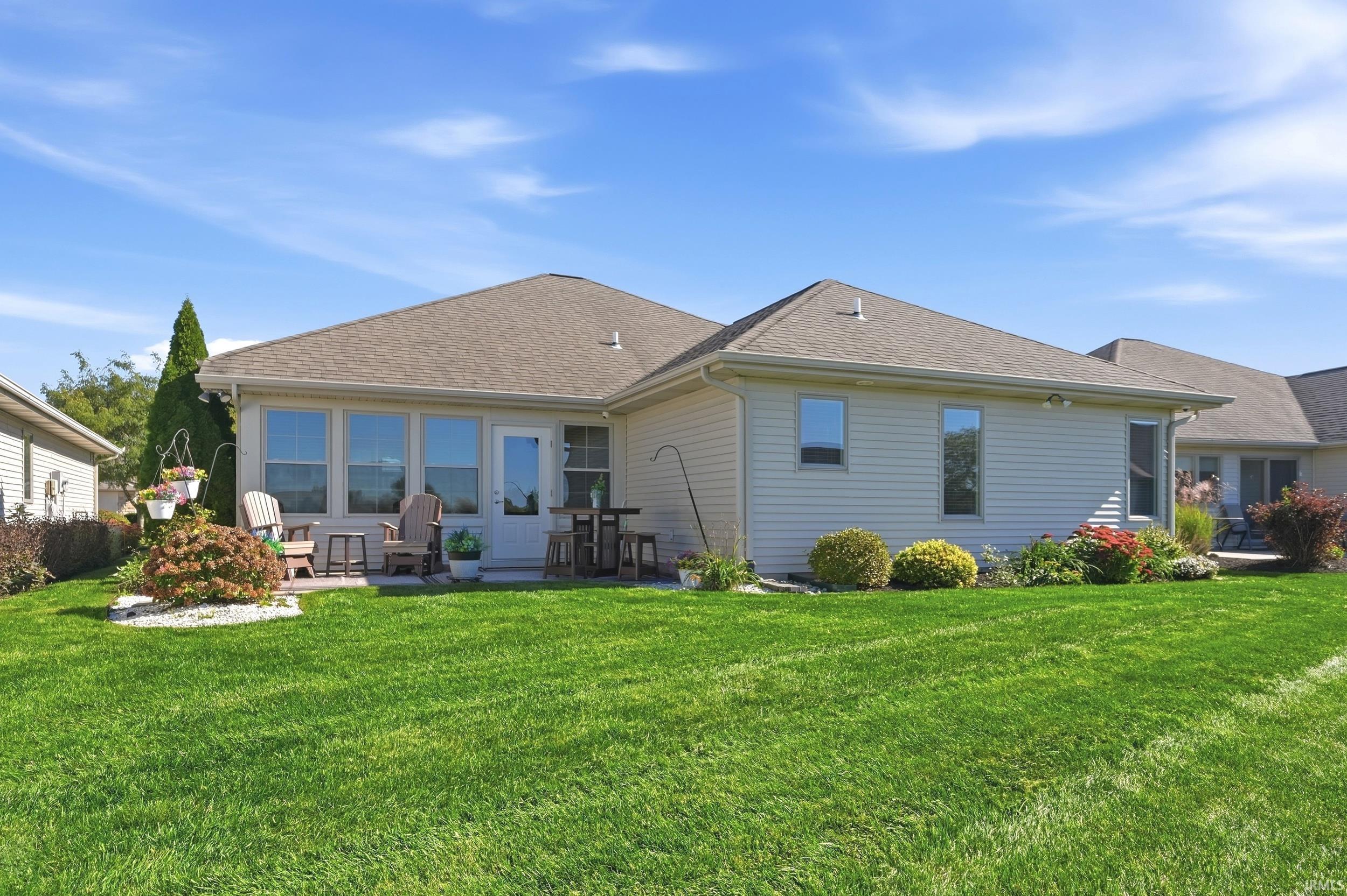9513 Courtyard Cv, For Sale in Fort Wayne - eXp Realty
