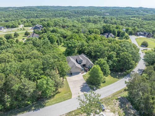 125 Paleo Way, Branson, MO, 65616-7482 | Card Image