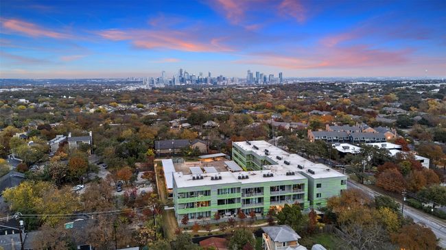Aerial view at dusk of a view of skyline | Image 23