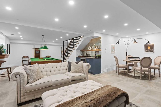 3 Strathroy Bay Sw, House other with 5 bedrooms, 4 bathrooms and 4 parking in Calgary AB | Image 36