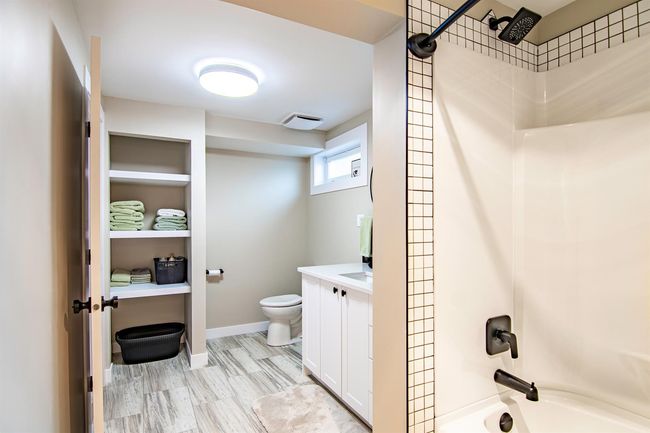 8 Broughton Cres, House detached with 4 bedrooms, 2 bathrooms and 4 parking in Red Deer AB | Image 46