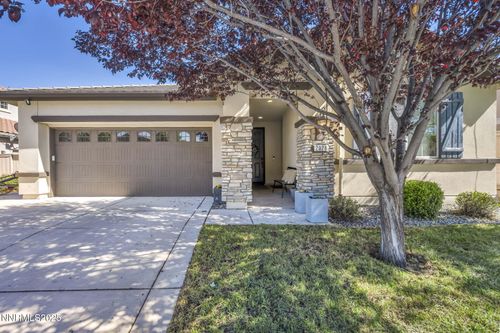 2028 Whitecliff Dr, Reno, NV, 89521-8331 | Card Image