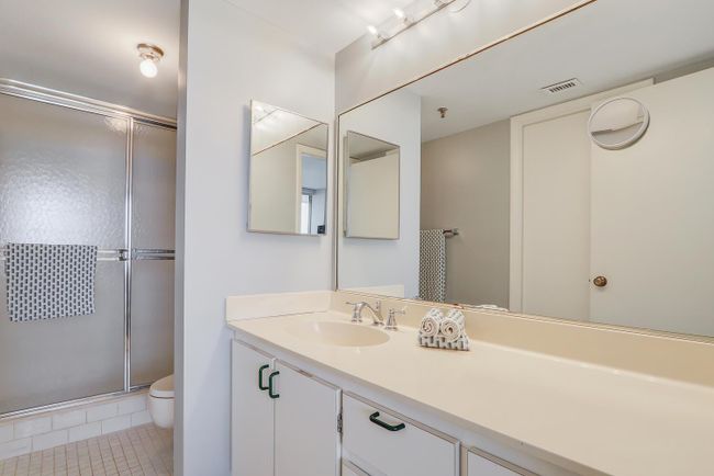 APT-523 - 1300 S Highway A1a, Condo with 2 bedrooms, 2 bathrooms and null parking in Jupiter FL | Image 9