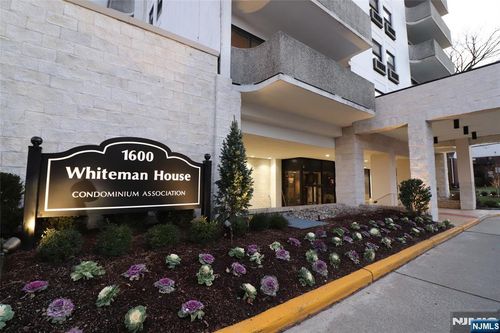 1600 Center Ave, Fort Lee, NJ, 07024-4731 | Card Image