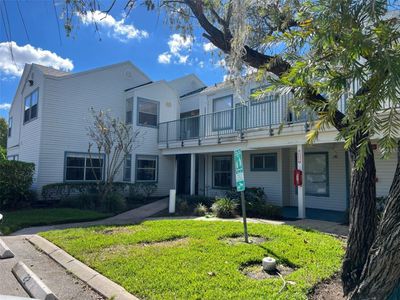 207 - 2504 Woodgate Boulevard, Condo with 2 bedrooms, 2 bathrooms and null parking in Orlando FL | Image 1