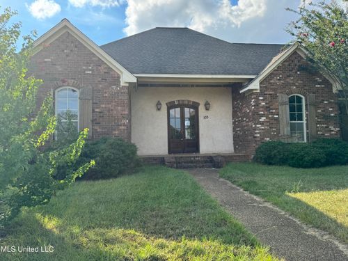 103 Rosemont Dr, Brandon, MS, 39042-6023 | Card Image