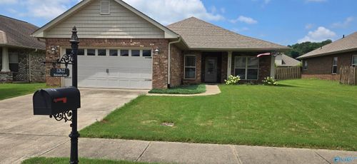 12622 Holstein Ln Sw, Huntsville, AL, 35803-3379 | Card Image