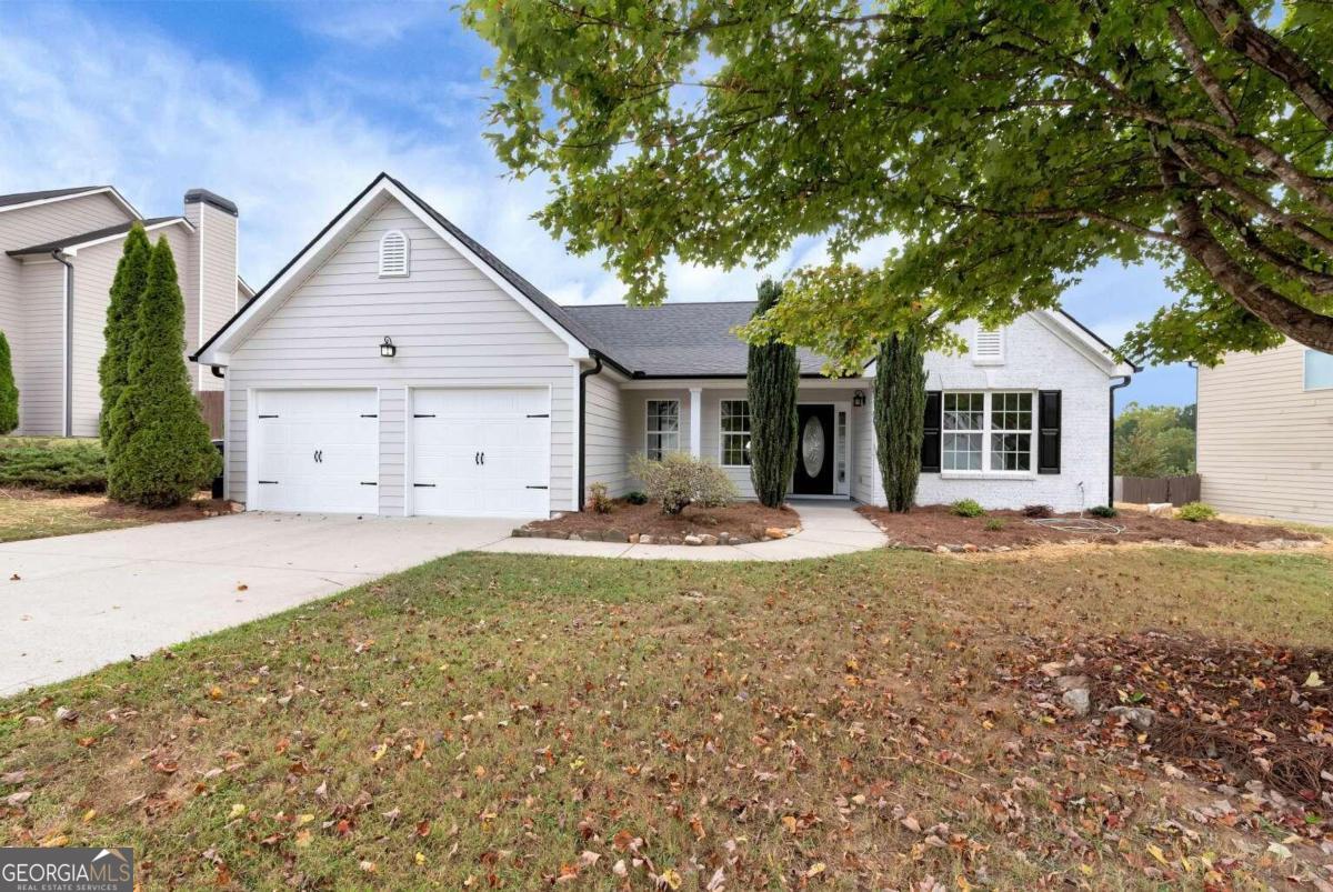 234 Red Hawk Drive, For Sale in Dawsonville Zoocasa