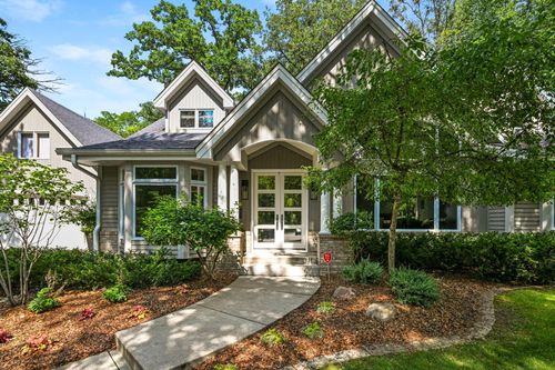 4541 Meadow Rd, Edina, MN, 55424-1229 | Card Image