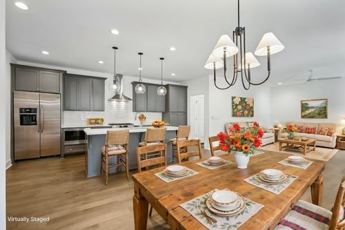 2200 Sadler Ave, Nashville, TN, 37210-4949 | Card Image