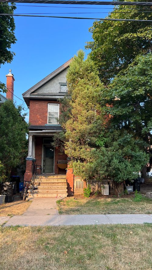 111 Beech St, Collingwood, ON, L9Y2T2 | Card Image