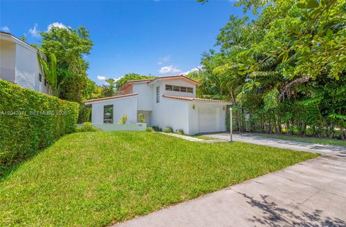 0-920 Aguero Ave, Coral Gables, FL, 33146-2605 | Card Image