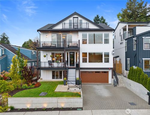 6921 55th Ave S, Seattle, WA, 98118-3411 | Card Image