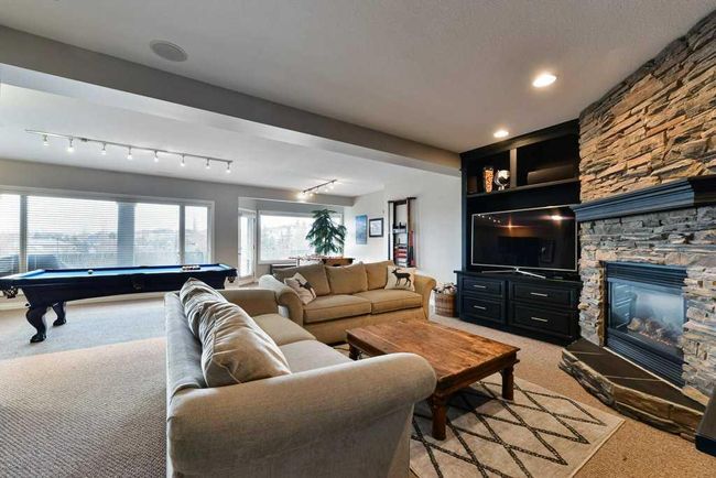 54 Sienna Ridge Landing Sw, Home with 5 bedrooms, 3 bathrooms and 6 parking in Calgary AB | Image 45