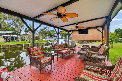 113 S Lake George Dr, GEORGETOWN, FL, 32139-3109 | Card Image