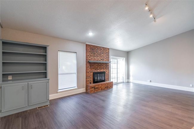 1812 Oakhollow Dr, House other with 3 bedrooms, 2 bathrooms and null parking in Norman OK | Image 4