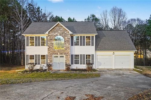 1067 Misty Meadows Pt, Hampton, GA, 30228-6197 | Card Image